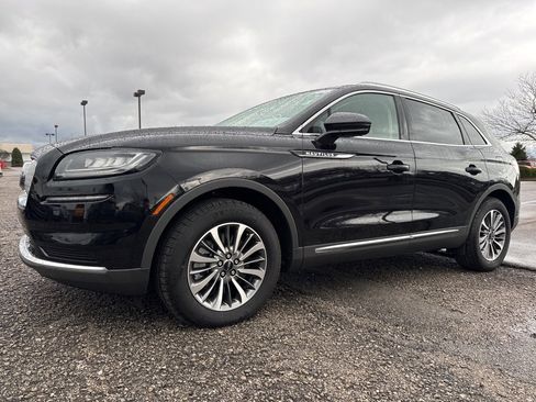 Certified 2023 Lincoln Nautilus FWD image 3