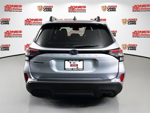 Certified 2025 Subaru Forester Premium image 15