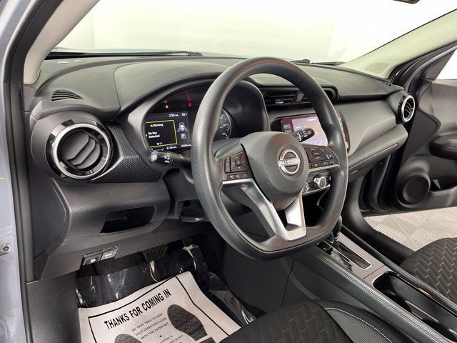 Used 2023 Nissan Kicks SV FWD image 21