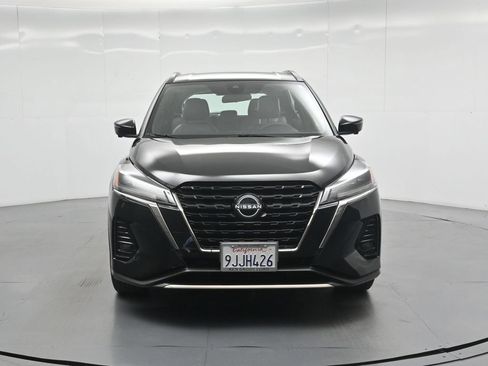 Used 2023 Nissan Kicks SR w/ SR Premium Package FWD image 55
