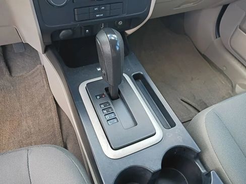 Used 2009 Ford Escape XLS image 12