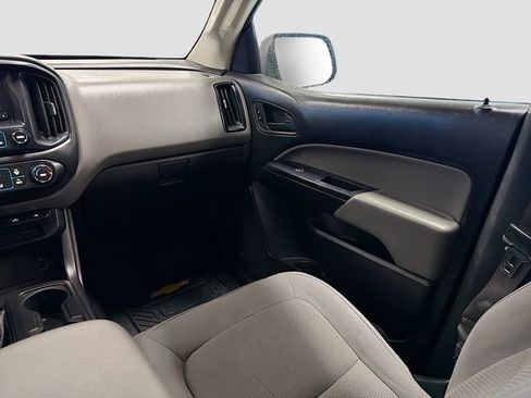 Used 2016 Chevrolet Colorado W/T image 19