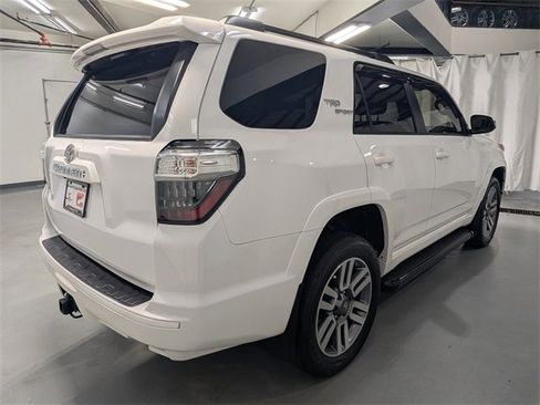 Used 2022 Toyota 4Runner TRD Sport image 3