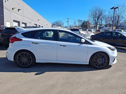 Used 2017 Ford Focus RS image 24