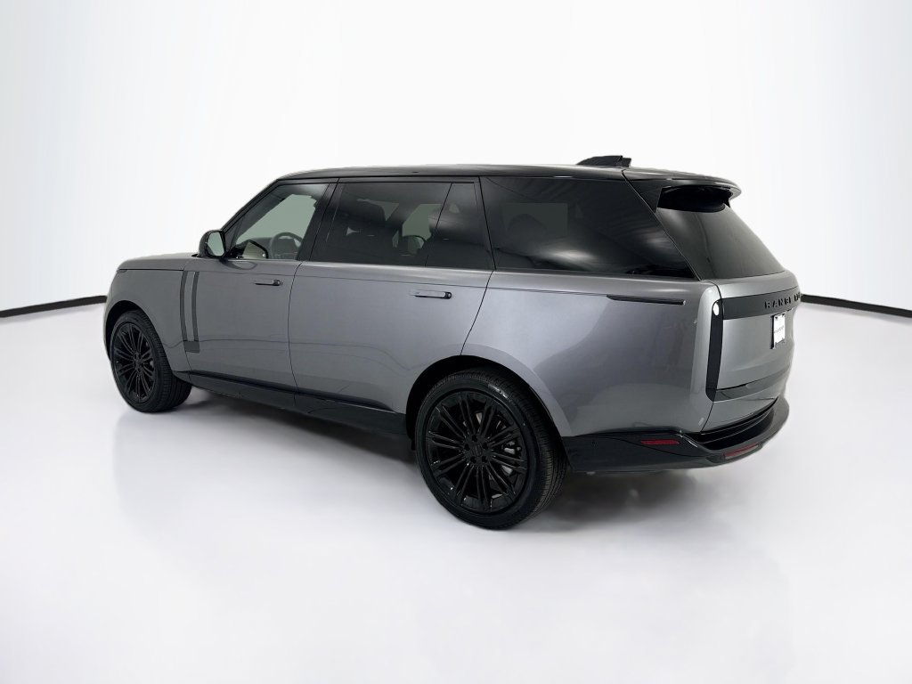 New 2026 Land Rover Range Rover Long Wheelbase SE AWD/4WD image 7