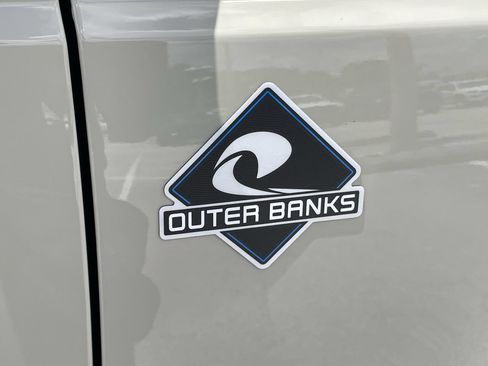 New 2026 Ford Bronco Outer Banks AWD/4WD image 12