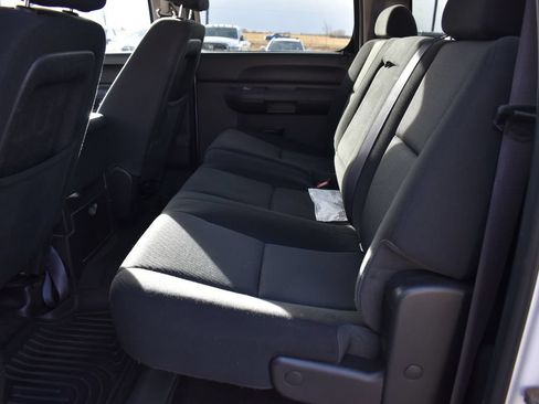Used 2013 Chevrolet Silverado 2500 LT AWD/4WD image 22