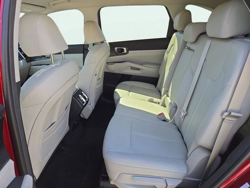 Certified 2023 Kia Sorento S image 19