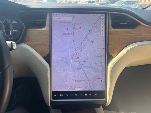 Used 2020 Tesla Model X Long Range image 11