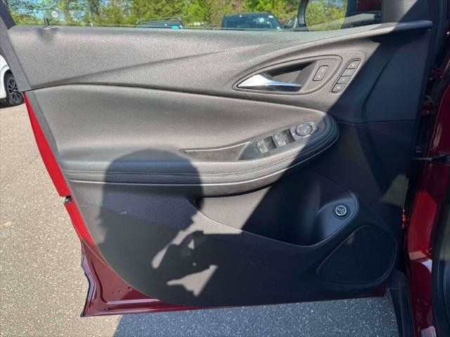 Used 2023 Buick Encore GX Essence w/ Experience Buick Package AWD/4WD image 18