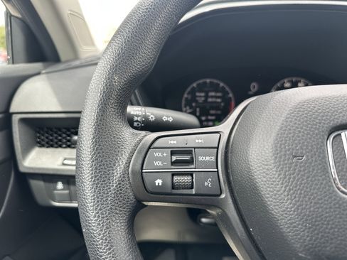 Certified 2024 Honda CR-V EX image 20