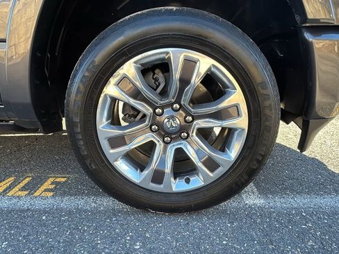 Used 2022 RAM 1500 Limited image 10