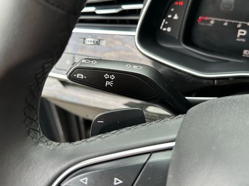 Used 2021 Audi Q7 2.0T Premium Plus w/ Executive Package image 38