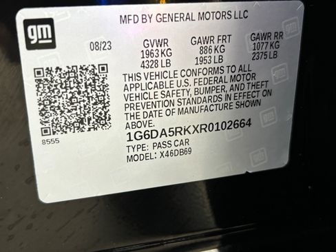 Used 2024 Cadillac CT4 Luxury w/ Cold Weather Package RWD image 33