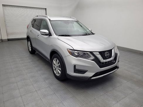 Used 2019 Nissan Rogue SV FWD image 13