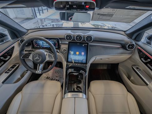 New 2026 Mercedes-Benz GLC 300 4MATIC image 8