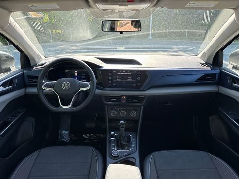 Used 2022 Volkswagen Taos SE AWD/4WD image 16