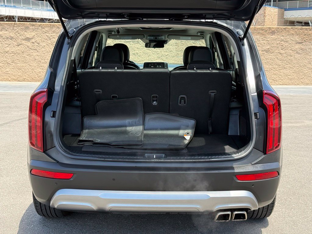 Used 2021 Kia Telluride S AWD/4WD image 19
