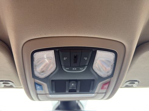 Used 2020 RAM 1500 Big Horn AWD/4WD image 25