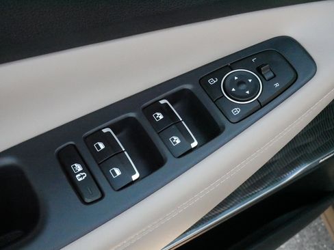 Used 2023 Hyundai Santa Fe SEL Premium w/ Cargo Package AWD/4WD image 19