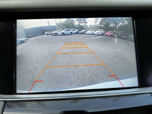 Used 2017 Cadillac XT5 Luxury w/ Driver Awareness Package image 27