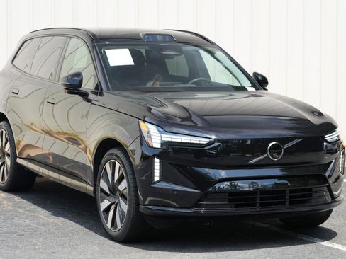 Used 2025 Volvo EX90 Plus AWD/4WD image 54