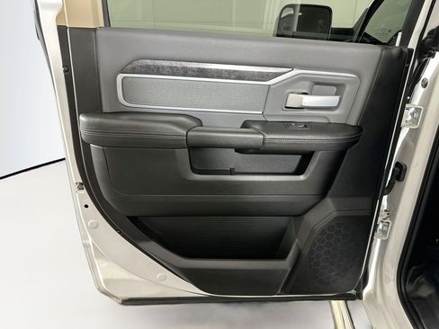 Used 2020 RAM 2500 Big Horn RWD image 24