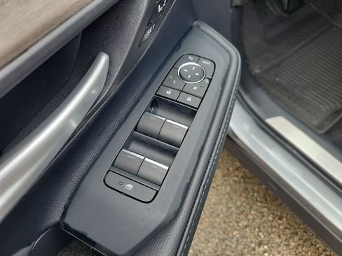 New 2026 Toyota Grand Highlander Platinum AWD/4WD image 16