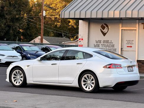 Used 2016 Tesla Model S 75 RWD image 7