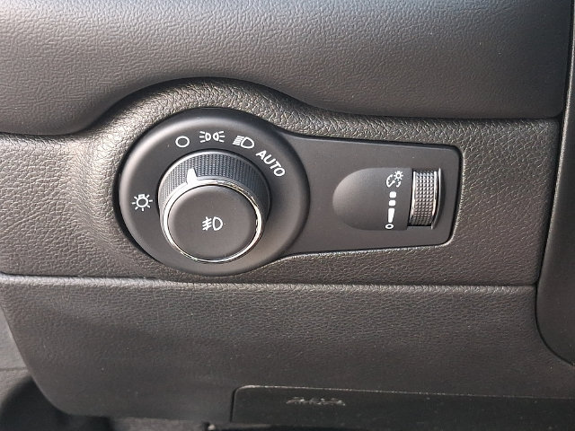 Used 2021 Dodge Durango GT AWD/4WD image 25