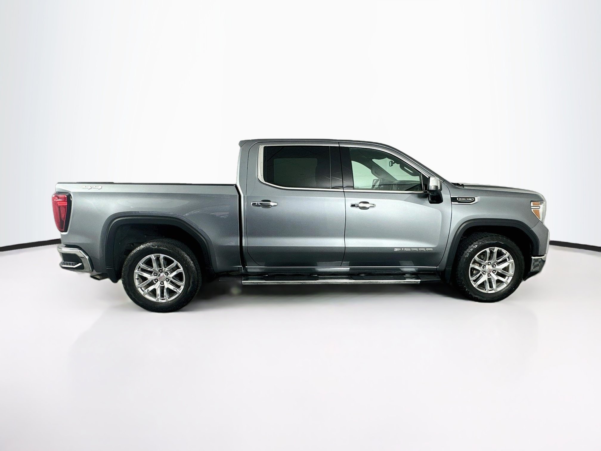 Used 2021 GMC Sierra 1500 SLT w/ SLT Premium Plus Package AWD/4WD image 10