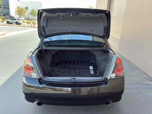 Used 2006 Nissan Altima SE-R w/ (K92) Protection Pkg FWD image 50