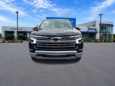 Used 2022 Chevrolet Silverado 1500 LTZ w/ LTZ Premium Package AWD/4WD image 2