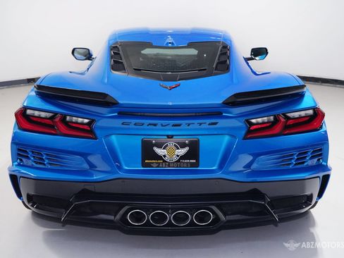 Used 2024 Chevrolet Corvette Z06 RWD image 7