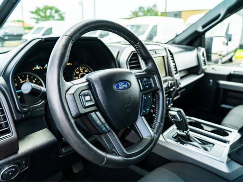 Used 2018 Ford F150 XLT w/ Equipment Group 302A Luxury AWD/4WD image 8