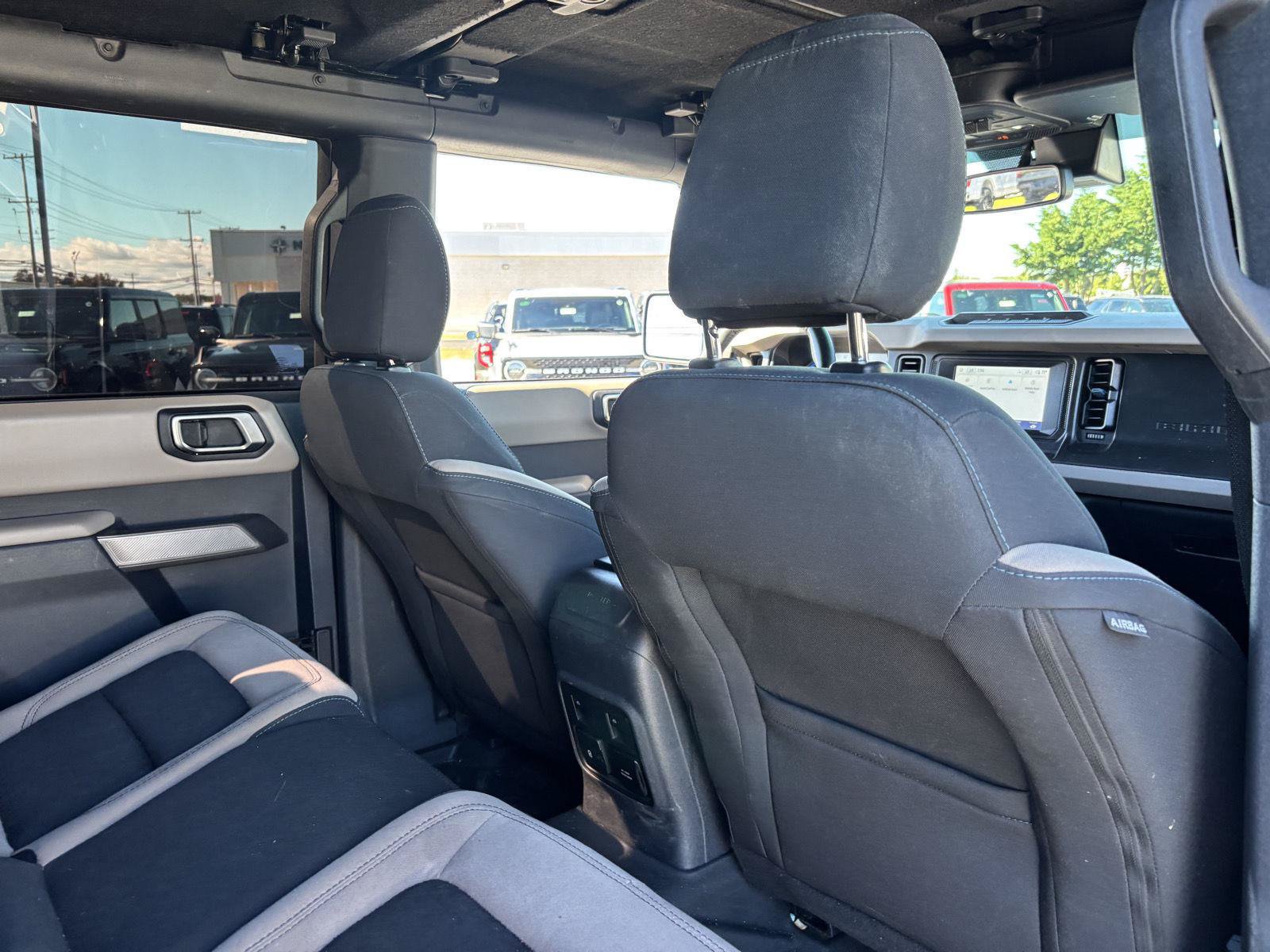 Used 2022 Ford Bronco Wildtrak AWD/4WD image 21