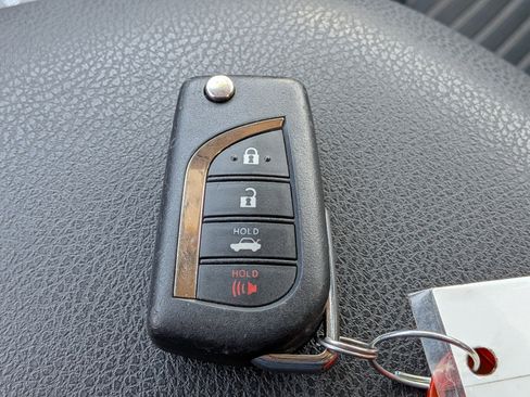 Used 2024 Toyota Camry SE w/ Cold Weather Package AWD/4WD image 31
