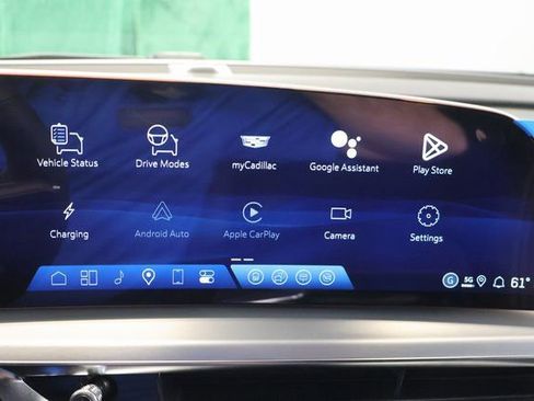 New 2026 Cadillac Lyriq Luxury image 18