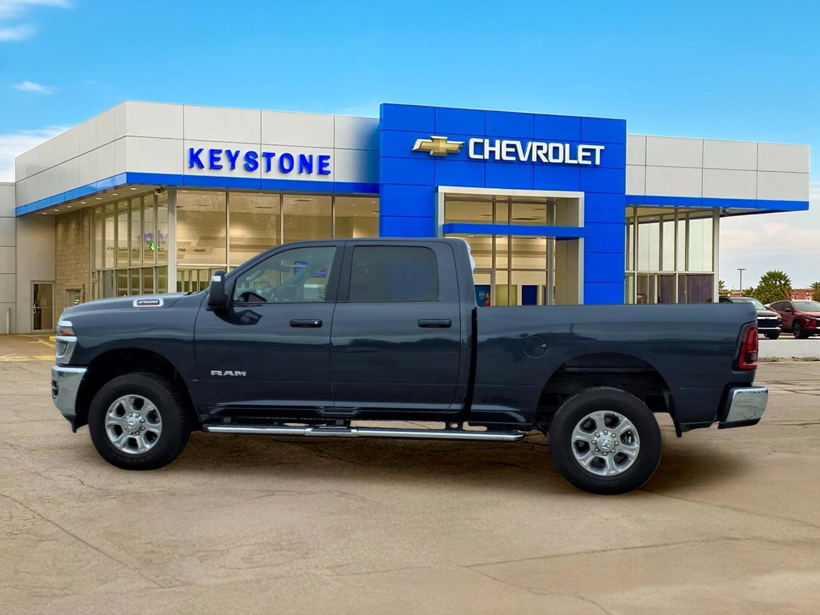 Used 2025 RAM 2500 Big Horn AWD/4WD image 4