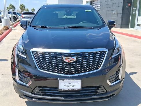 New 2026 Cadillac XT5 Luxury w/ LPO, Premium Carpet Package image 2