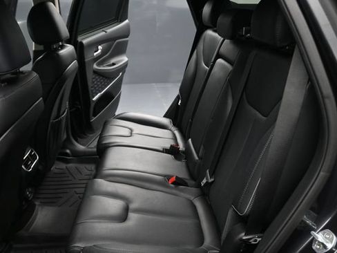 Used 2022 Hyundai Santa Fe Limited FWD image 16