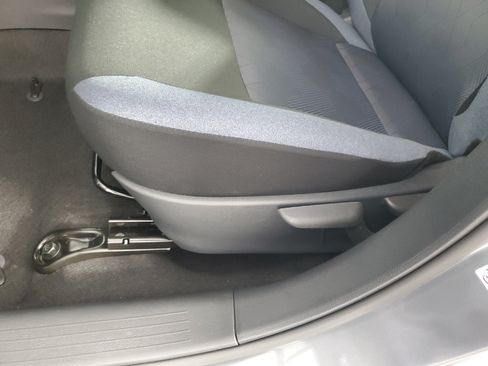 Used 2025 Nissan Versa SV w/ Trunk Package FWD image 28