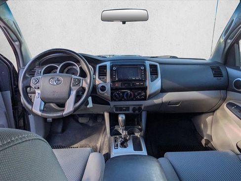 Used 2014 Toyota Tacoma 4x4 Access Cab V6 image 14