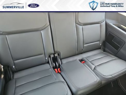 New 2026 Ford Expedition Active RWD image 14