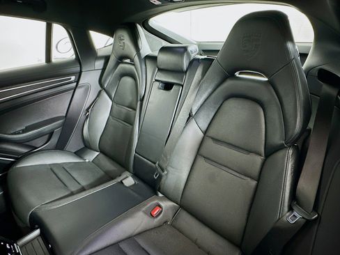 Used 2023 Porsche Panamera 4 Platinum Edition image 23
