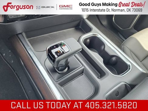 New 2026 GMC Sierra 1500 SLT w/ SLT Premium Plus Package AWD/4WD image 30