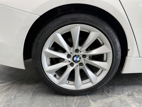 Used 2014 BMW 320i xDrive Sedan AWD/4WD image 29