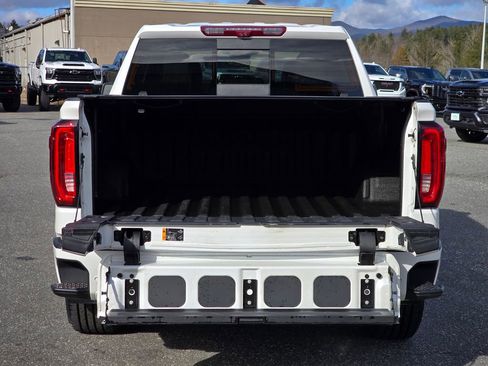 Certified 2023 GMC Sierra 1500 Denali image 15