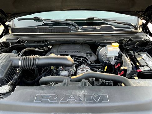 Used 2021 RAM 1500 Big Horn AWD/4WD image 32