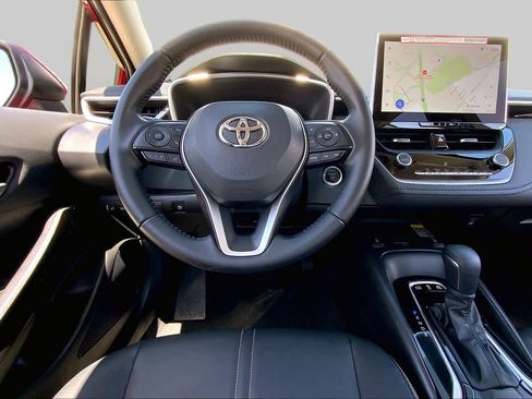 Used 2026 Toyota Corolla XLE FWD image 6